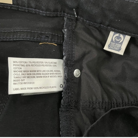 Universal Thread High Rise Short - Picture 7 of 10